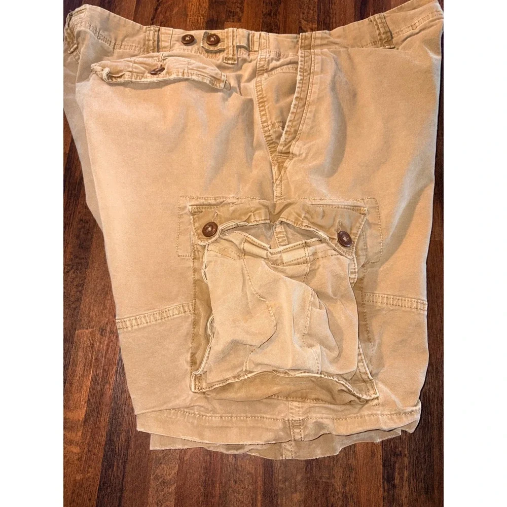 American Eagle Mens Next Level Flex Cargo Shorts Khaki Tan Size 38 Utility